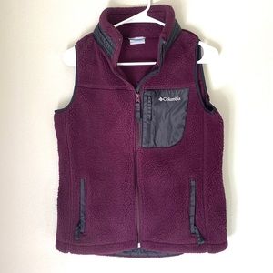 Columbia Women’s West Bend Vest in Black Cherry Size S